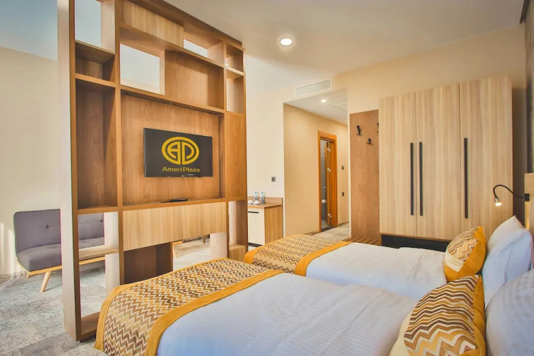 Apartments in Ameri Plaza