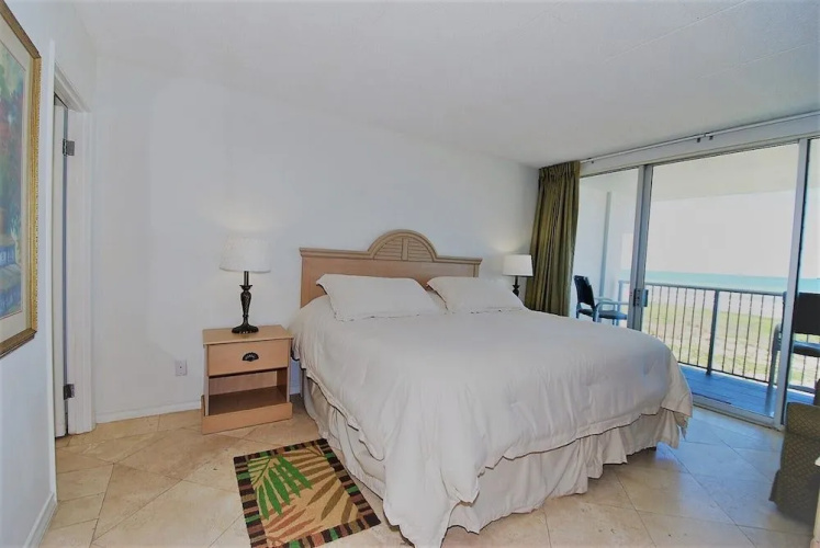 Breakers Unit #307 2 Bedroom Condo by RedAwning