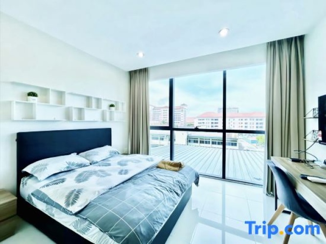 Jr Homestay@93 Kozi Square - Kuching