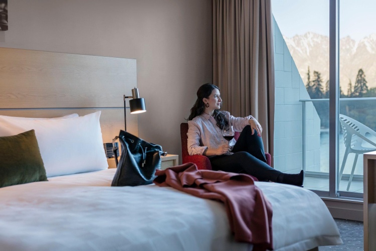 Standard Quadruple room with balcony and with lake view