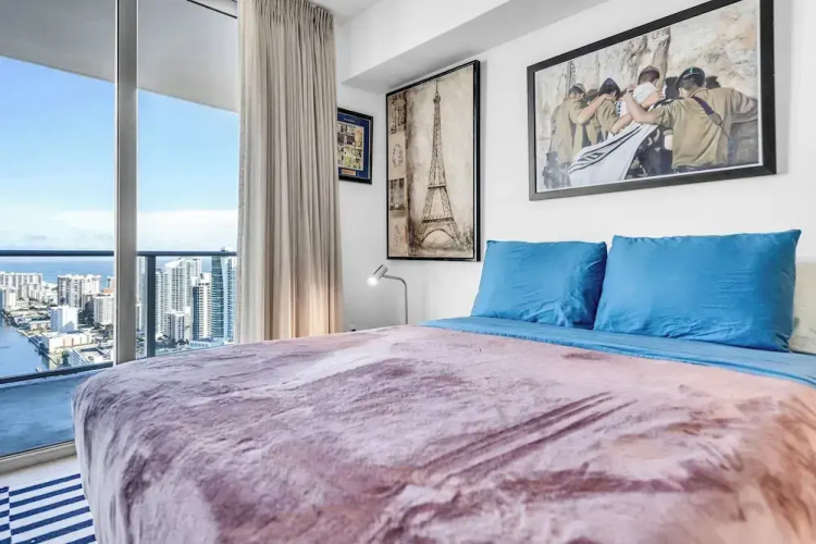 Ocean Eagle View - Luxury Oceanfront Stay for 6