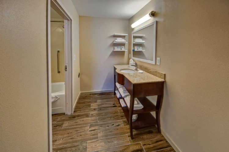 1 Bedroom Double Suite