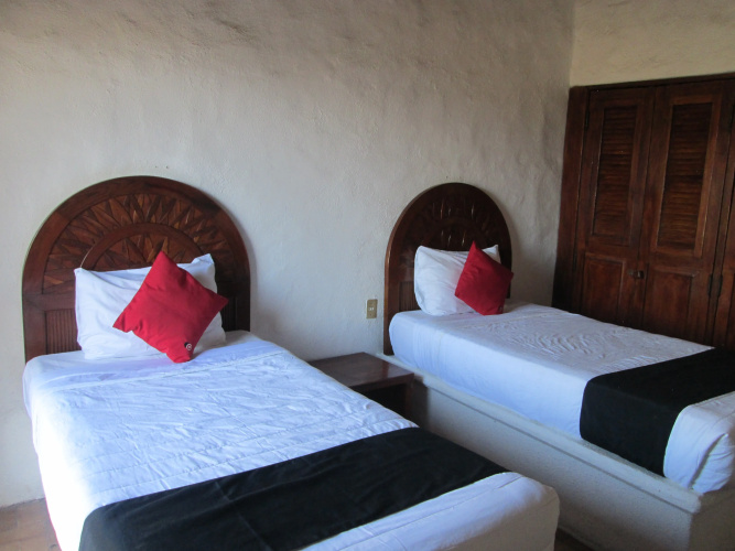 Hotel Plaza Tucanes