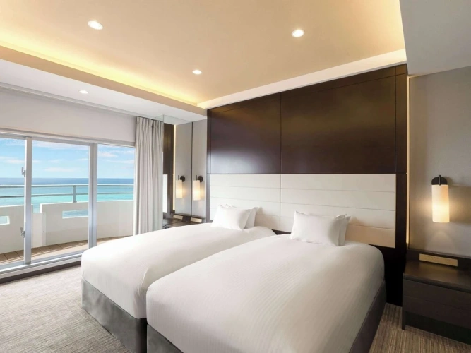 Executive Japanese-Western style Twin Junior Suite with ocean view