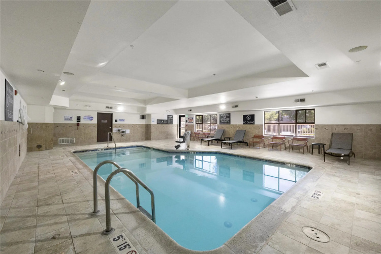 Hampton Inn & Suites Lancaster photo 18