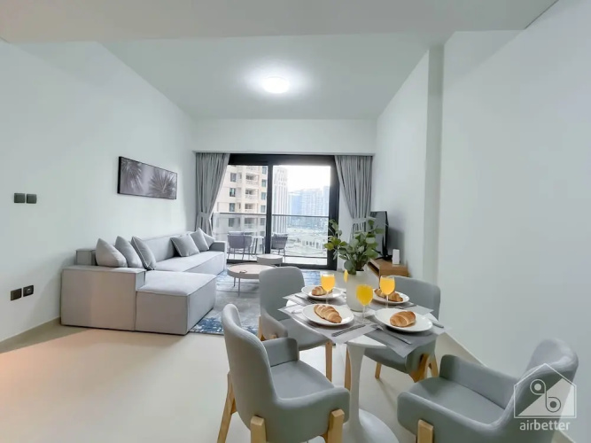 Luxurious 1B With Breathtaking Views Downtown