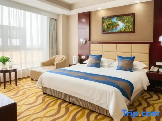 Deluxe Suite
