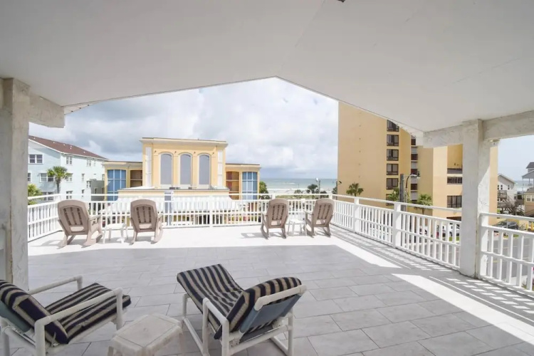 Grand Strand Resort Ph1 3 Bedroom Home by RedAwning