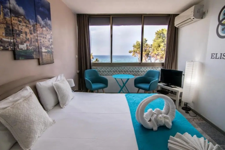 Standard Double room with sea view