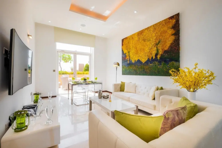 Exquisite 2BR w Exclusive Beach Access at the Palm
