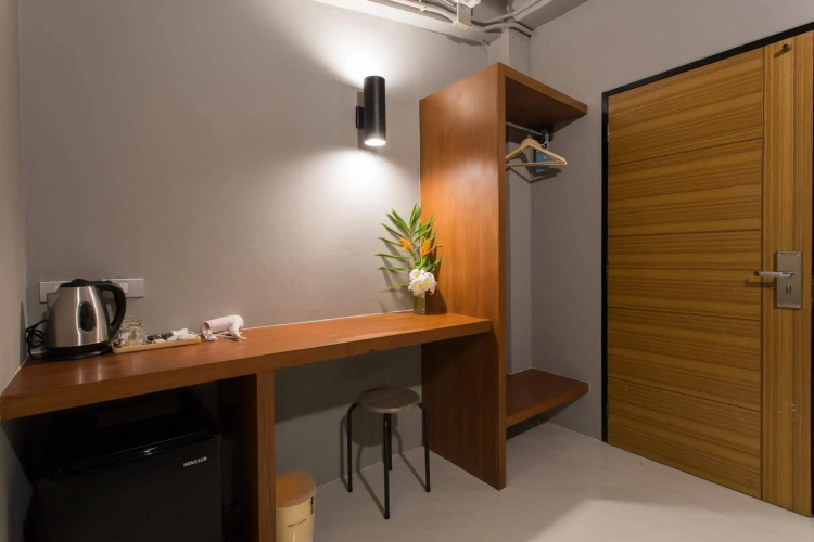 Holiday Station Hostel