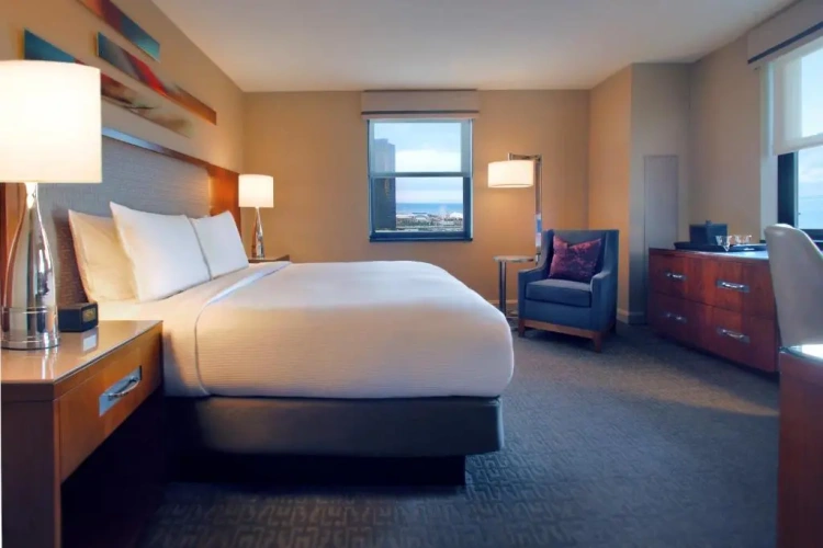 Double room with lake view