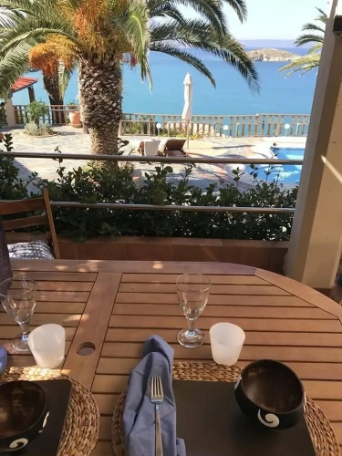 1 Bedroom Apartment with balcony and with garden view