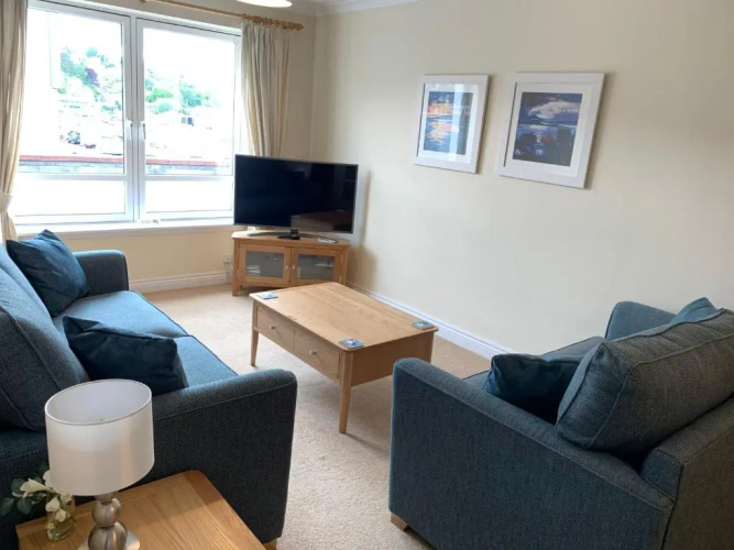 1/5 Lismore House