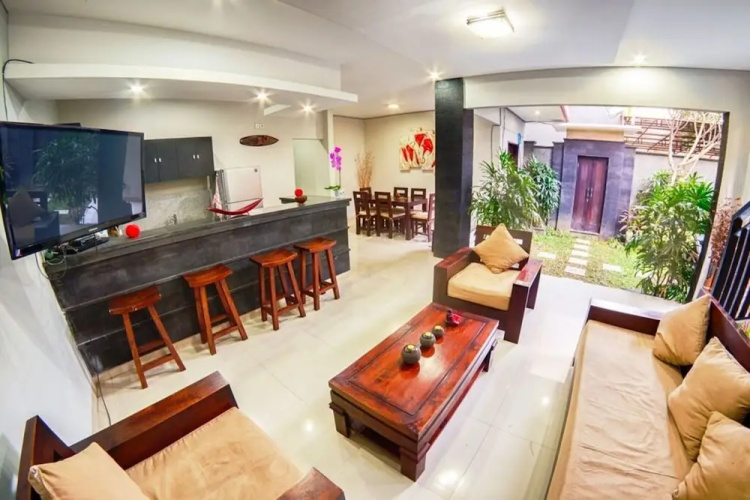 Villa Agung Rakas