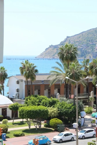 Apartment with sea view