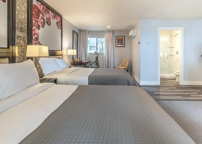 Standard Quadruple room