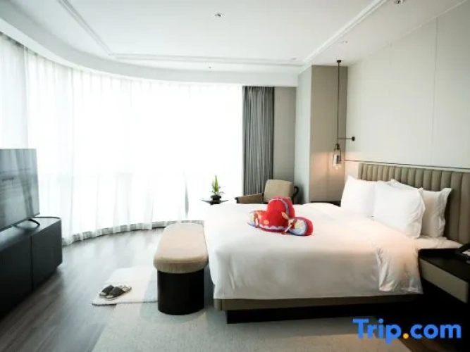 Deluxe Family Suite