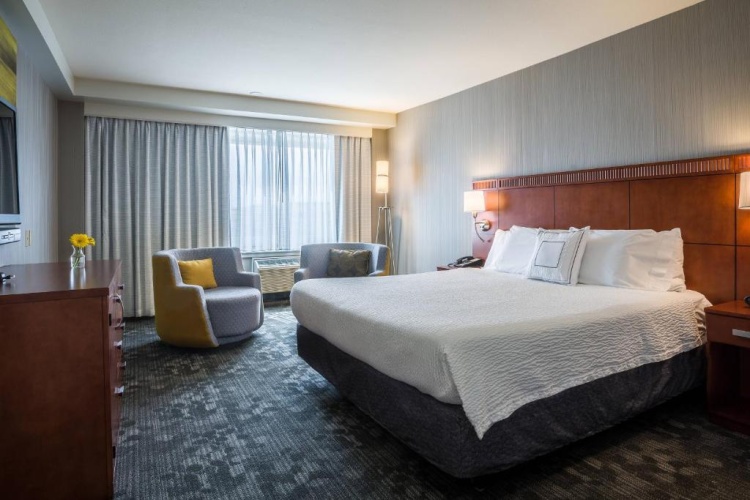 1 Bedroom Suite