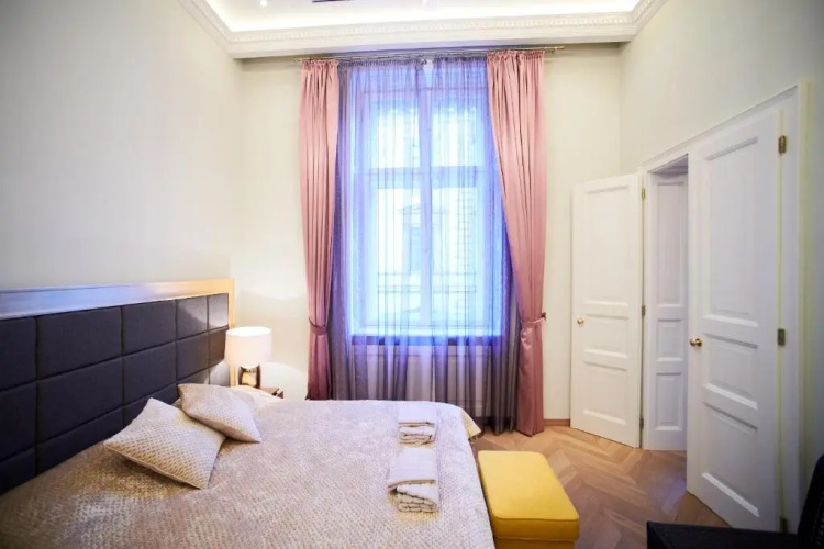 Count Zrinyi Luxourious Residence