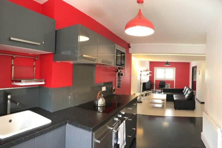 1 Bedroom Apartment