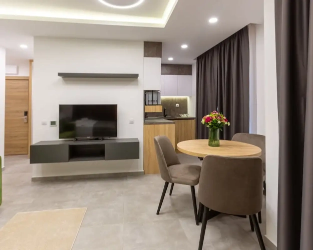 Luxury Studio