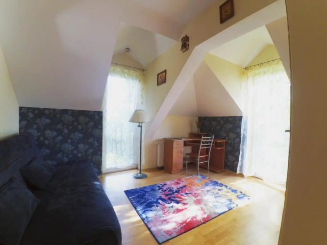 Apartment with garden view