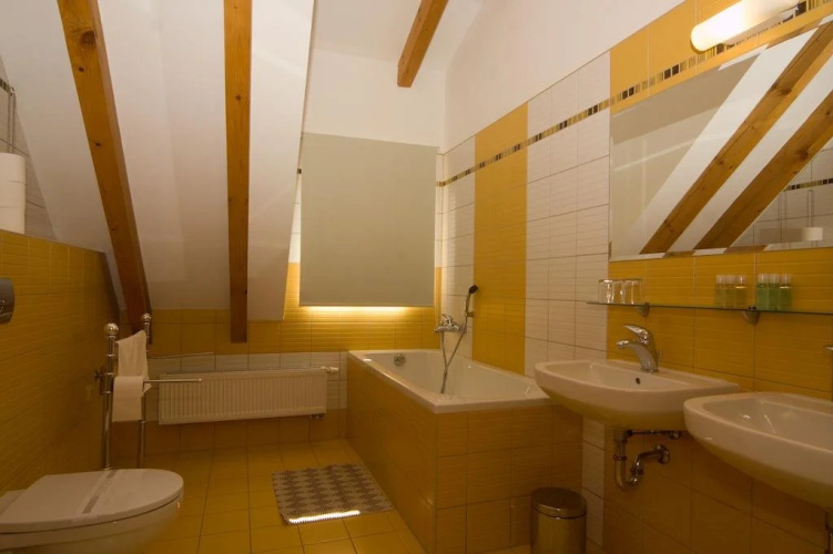 Dvur Krutenice