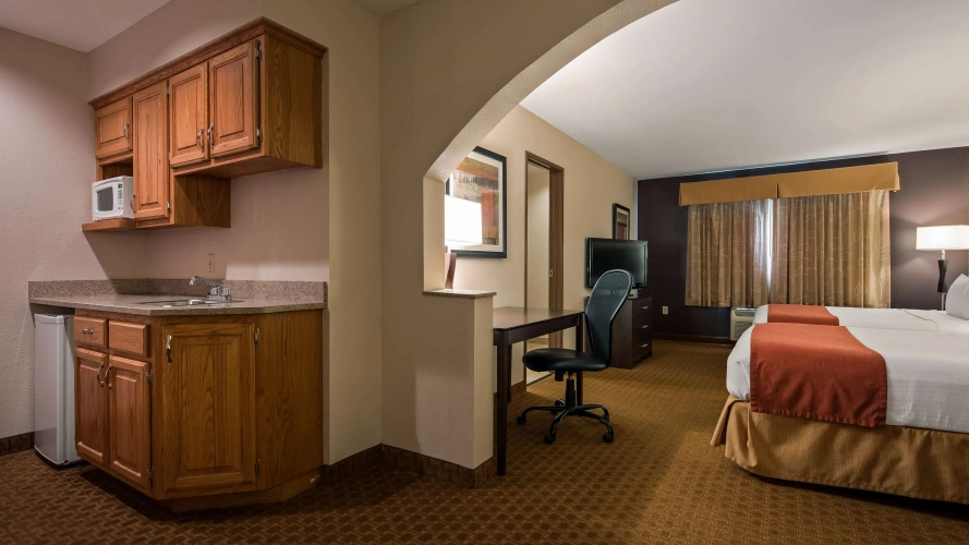 Quadruple Suite