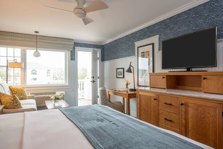 Standard room with balcony