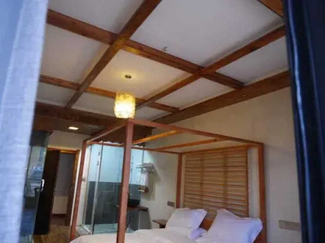 Mogan Mountain Small Douwu Inn