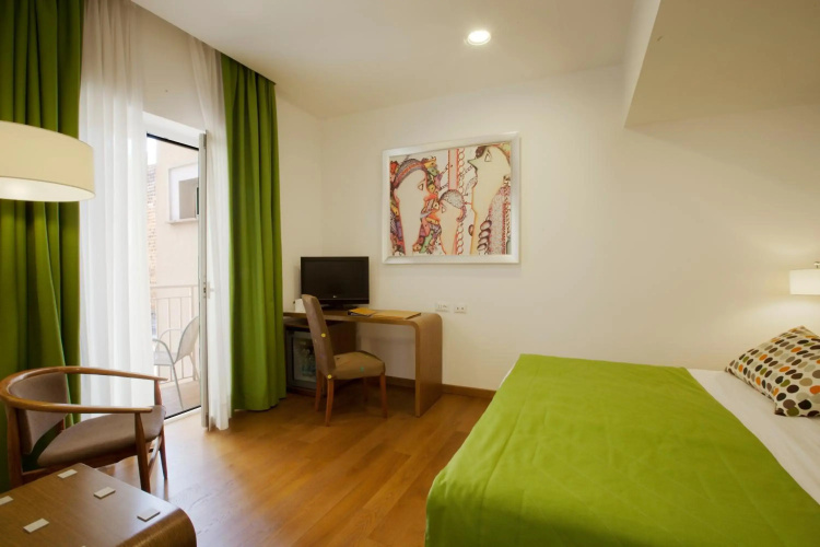 Hotel Plaza