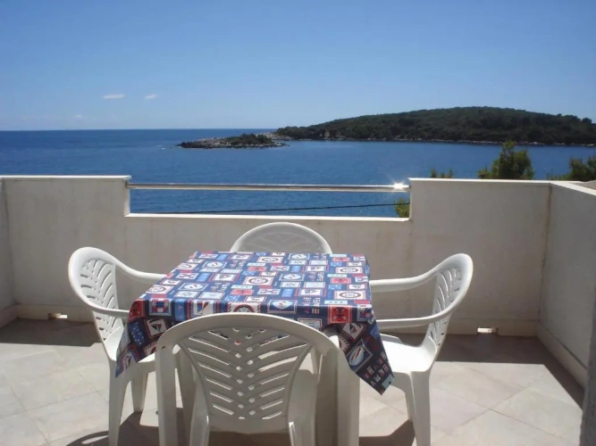 Family Apartment with balcony and with sea view