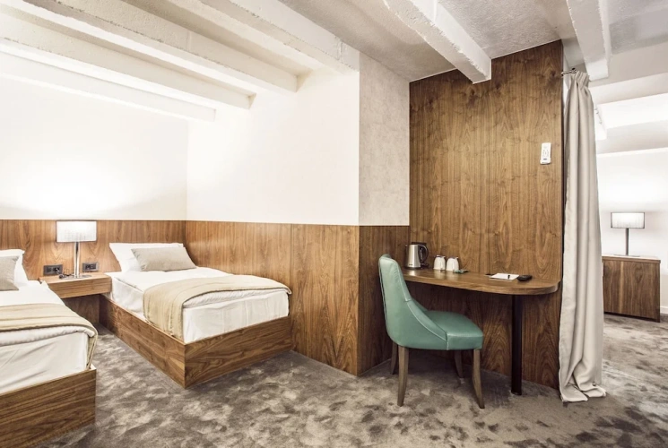 Standard Suite