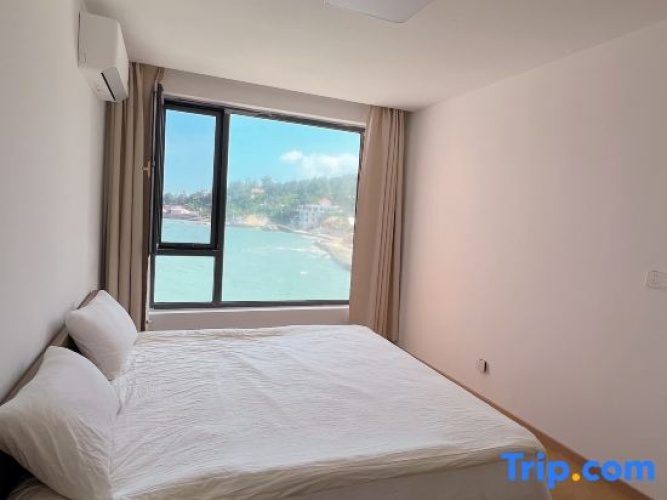 2 Bedrooms Family Suite with sea view