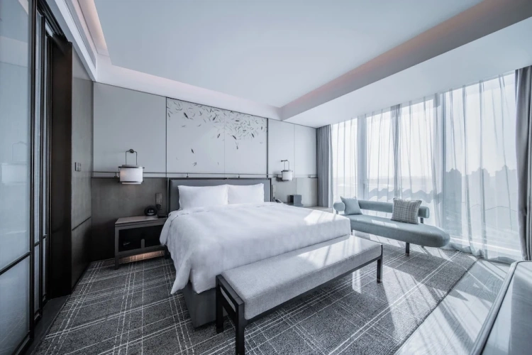 1 Bedroom Club Suite