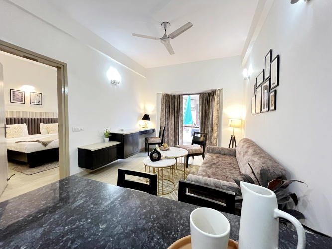 Premium 1Bhk Serviced Apartment By Bedchambers