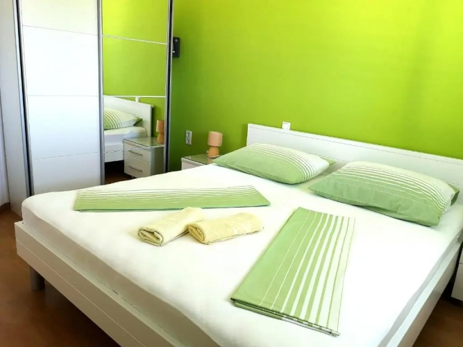 1 Bedroom Apartment with balcony and with view