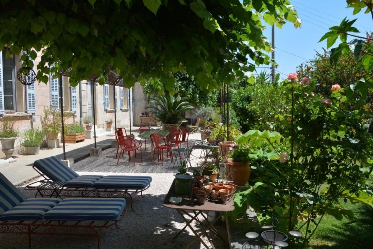 Standard Double room with garden view