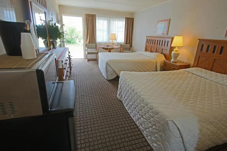 Standard Quadruple room with ocean view