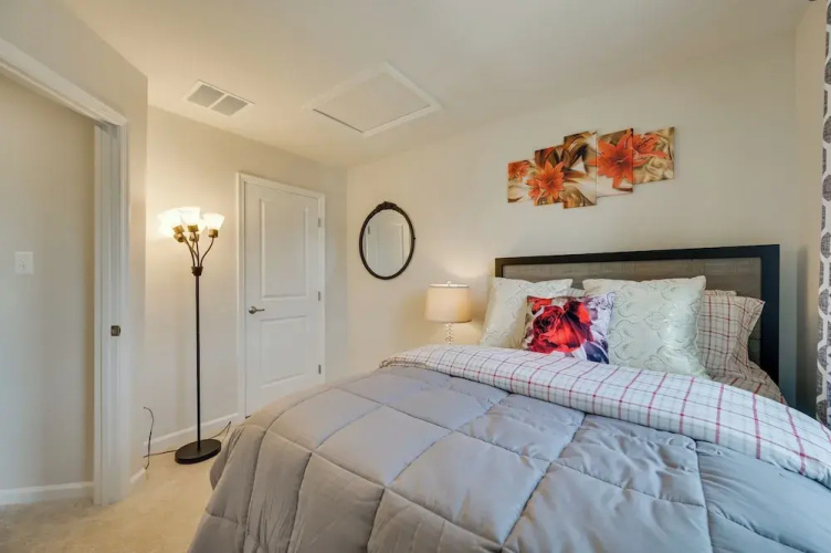 Spacious Hedgesville Retreat ~ 5 Mi to Golf Course