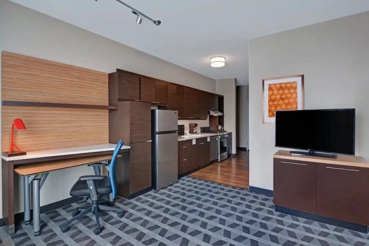 1 Bedroom Suite