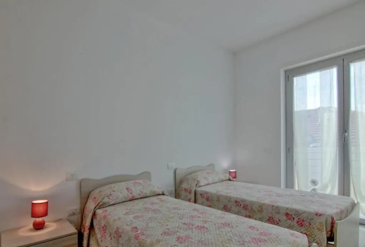 Palazzina Romani-Romani Holidays Apartments