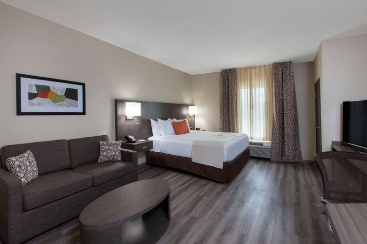Double Suite