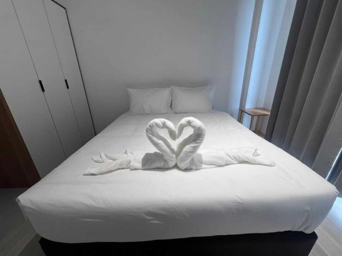 Roxy Hotel & Apartment Lawas