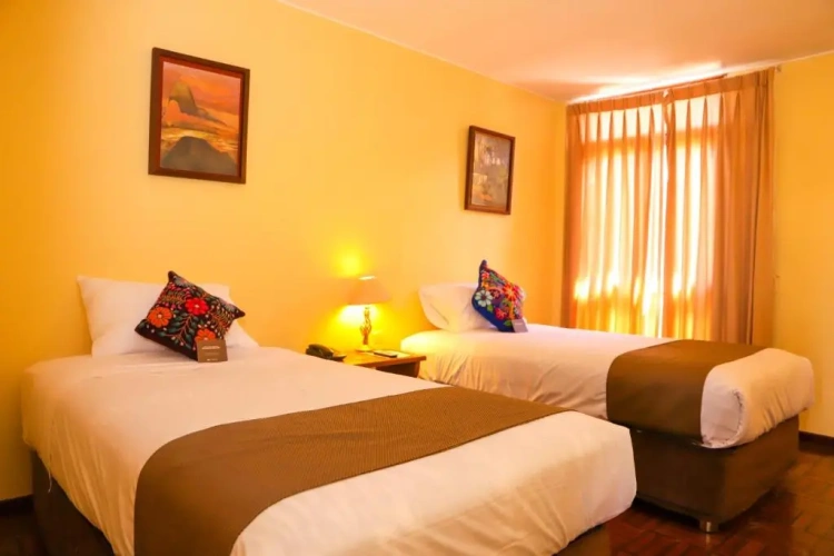 Standard Twin room
