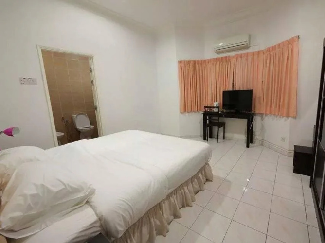 Hanson Holiday Bungalow