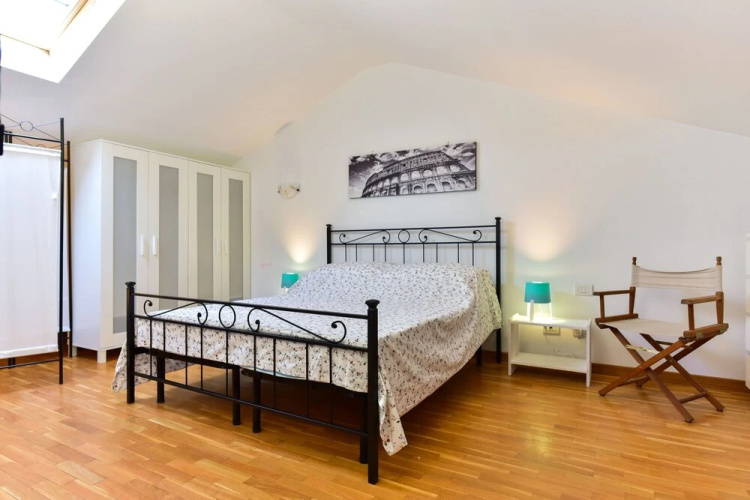 Libetta 8pax Apartment