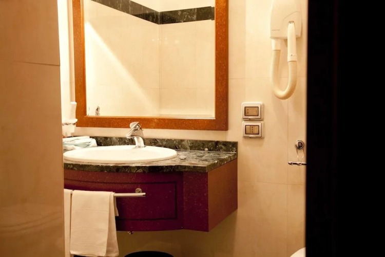 Hotel Jolly