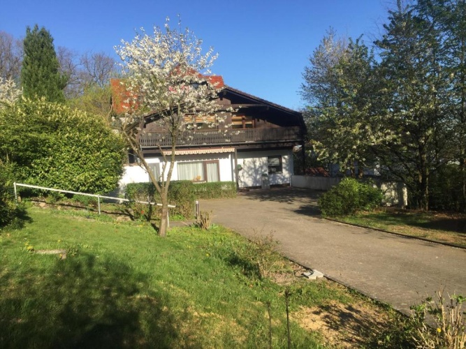 3 Bedrooms Cottage